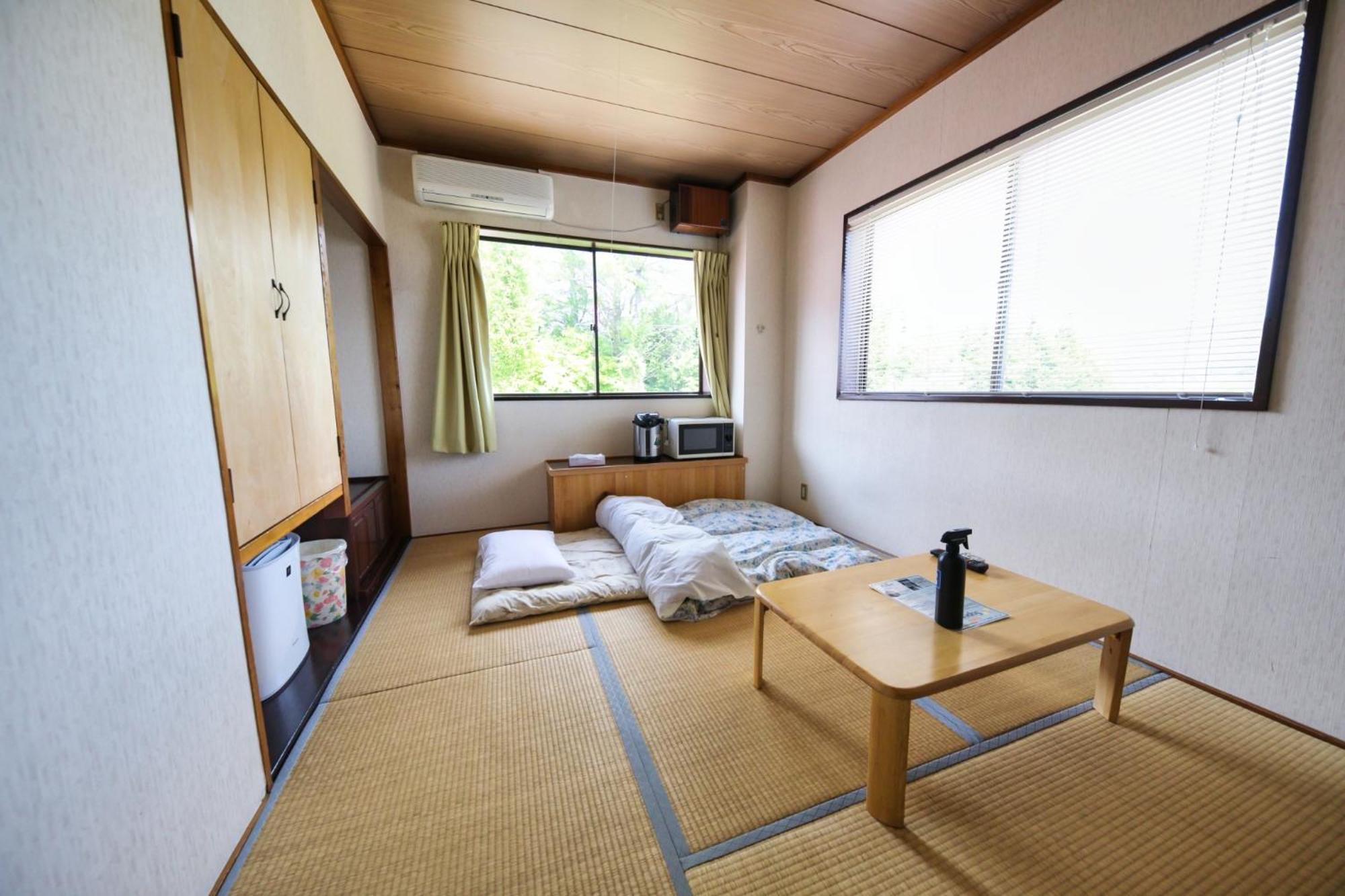 Hotel Camelot Fujikawaguchiko Exterior foto